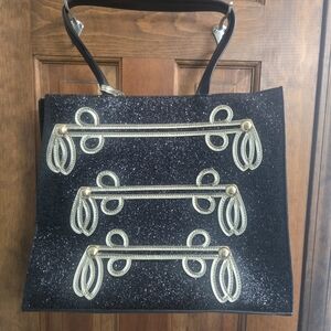 Chic Black and Gold Women's Tote Bag